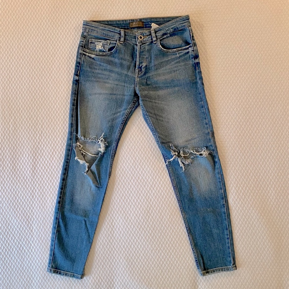 Zara Man Ripped Denim